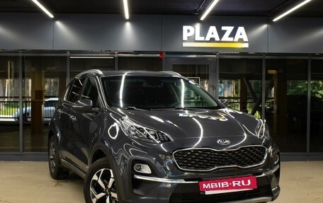 KIA Sportage IV рестайлинг, 2020 год, 2 500 000 рублей, 2 фотография
