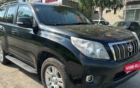 Toyota Land Cruiser Prado 150 рестайлинг 2, 2013 год, 2 050 000 рублей, 7 фотография
