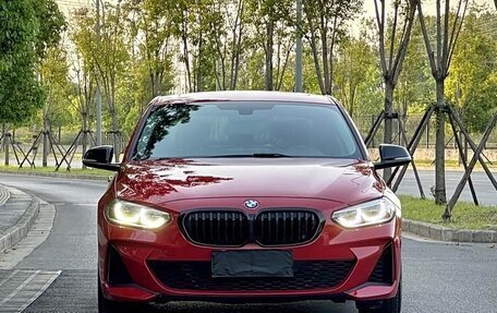 BMW 1 серия, 2021 год, 1 425 000 рублей, 2 фотография