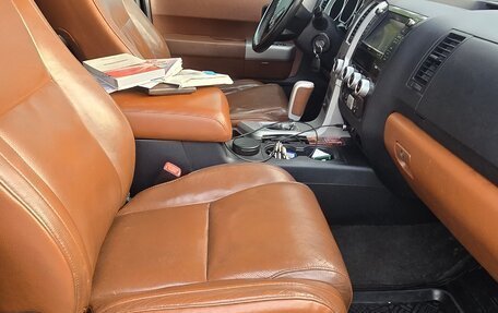 Toyota Sequoia II рестайлинг, 2008 год, 2 250 000 рублей, 6 фотография
