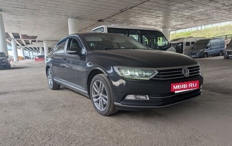 Volkswagen Passat B8 рестайлинг, 2017 год, 1 600 000 рублей, 2 фотография