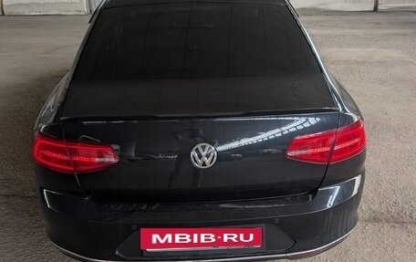 Volkswagen Passat B8 рестайлинг, 2017 год, 1 600 000 рублей, 4 фотография