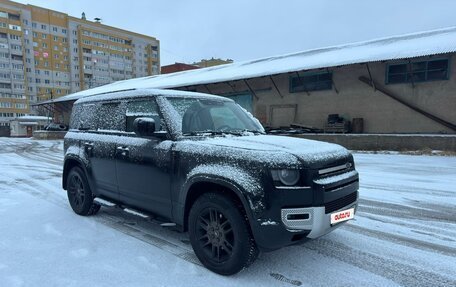 Land Rover Defender II, 2022 год, 10 280 000 рублей, 3 фотография
