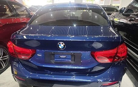 BMW 1 серия, 2022 год, 1 650 000 рублей, 12 фотография