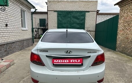 Hyundai Solaris II рестайлинг, 2013 год, 600 000 рублей, 4 фотография