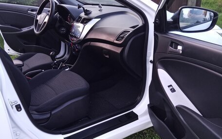 Hyundai Solaris II рестайлинг, 2014 год, 760 000 рублей, 15 фотография