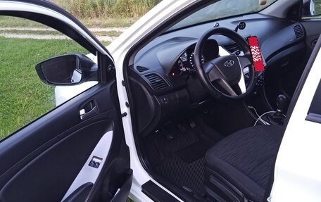Hyundai Solaris II рестайлинг, 2014 год, 760 000 рублей, 20 фотография