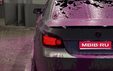 BMW 5 серия, 2004 год, 850 000 рублей, 4 фотография