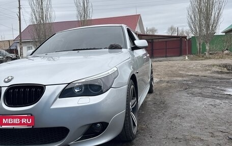 BMW 5 серия, 2004 год, 850 000 рублей, 12 фотография