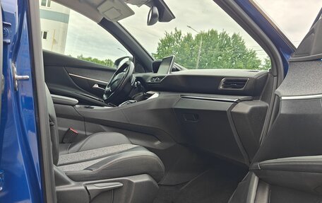 Peugeot 3008 II, 2017 год, 1 970 000 рублей, 8 фотография