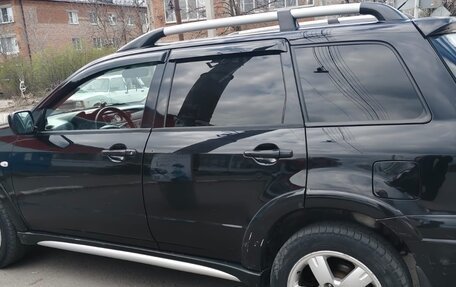 Mitsubishi Outlander III рестайлинг 3, 2006 год, 650 000 рублей, 4 фотография