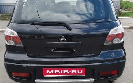Mitsubishi Outlander III рестайлинг 3, 2006 год, 650 000 рублей, 7 фотография