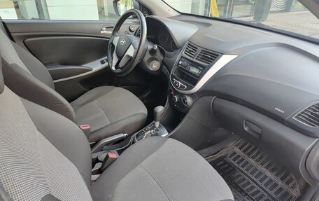 Hyundai Solaris II рестайлинг, 2011 год, 360 000 рублей, 13 фотография