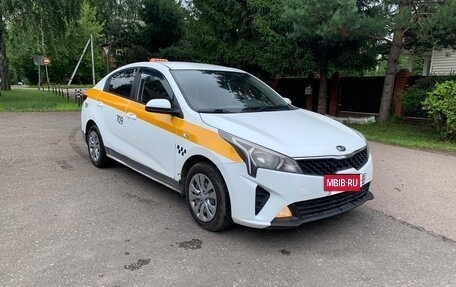 KIA Rio IV, 2020 год, 889 000 рублей, 2 фотография