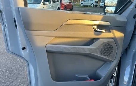 Volkswagen Caravelle, 2026 год, 8 900 000 рублей, 15 фотография
