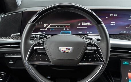 Cadillac Escalade V, 2025 год, 18 490 000 рублей, 21 фотография