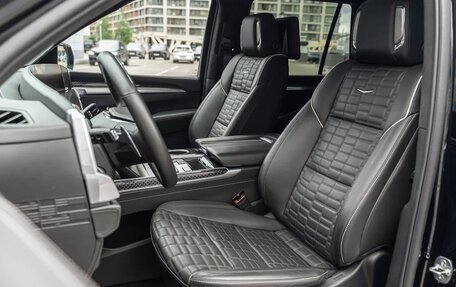Cadillac Escalade V, 2025 год, 18 490 000 рублей, 13 фотография