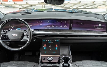 Cadillac Escalade V, 2025 год, 18 490 000 рублей, 20 фотография