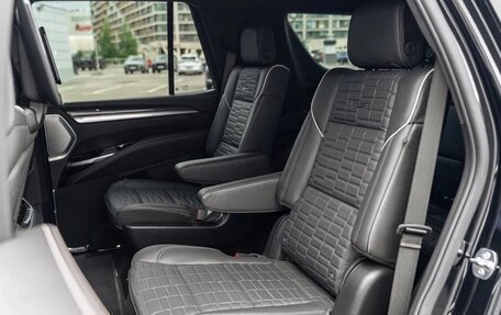 Cadillac Escalade V, 2025 год, 18 490 000 рублей, 27 фотография