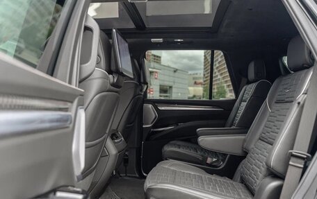 Cadillac Escalade V, 2025 год, 18 490 000 рублей, 26 фотография