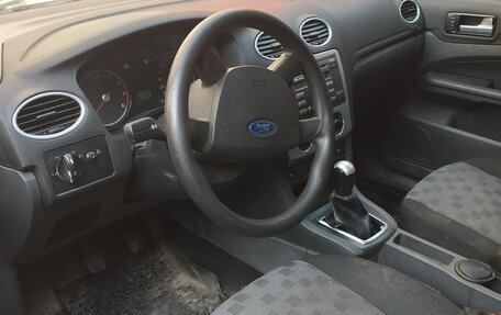Ford Focus II рестайлинг, 2005 год, 150 000 рублей, 5 фотография