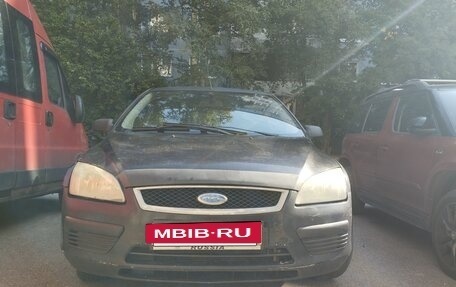 Ford Focus II рестайлинг, 2005 год, 150 000 рублей, 3 фотография