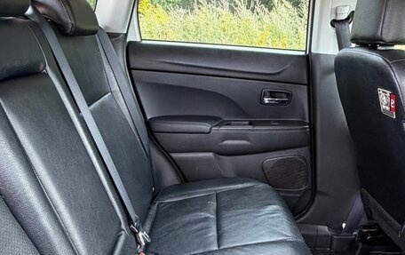Mitsubishi ASX I рестайлинг, 2013 год, 1 100 000 рублей, 12 фотография