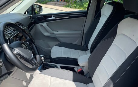 Volkswagen Tiguan II, 2017 год, 2 450 000 рублей, 9 фотография