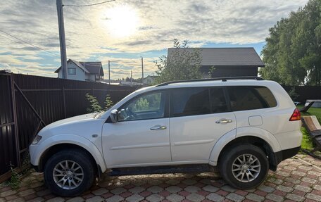 Mitsubishi Pajero Sport II рестайлинг, 2012 год, 1 300 000 рублей, 3 фотография