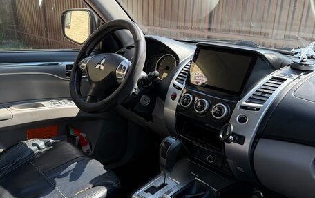 Mitsubishi Pajero Sport II рестайлинг, 2012 год, 1 300 000 рублей, 15 фотография