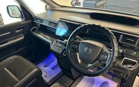 Honda Stepwgn IV, 2017 год, 1 430 000 рублей, 10 фотография