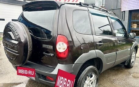 Chevrolet Niva I рестайлинг, 2011 год, 459 000 рублей, 4 фотография