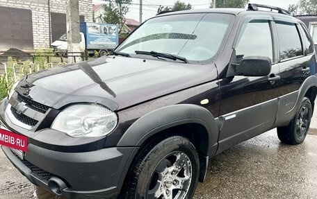 Chevrolet Niva I рестайлинг, 2011 год, 459 000 рублей, 5 фотография