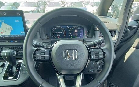 Honda Stepwgn, 2022 год, 2 350 000 рублей, 9 фотография