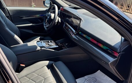 BMW 5 серия, 2025 год, 8 300 000 рублей, 37 фотография