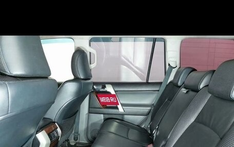 Toyota Land Cruiser Prado 150 рестайлинг 2, 2010 год, 2 250 000 рублей, 29 фотография