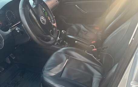 Volkswagen Golf IV, 2001 год, 400 000 рублей, 10 фотография