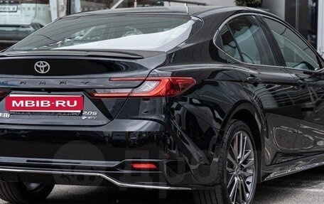 Toyota Camry, 2026 год, 4 100 000 рублей, 3 фотография