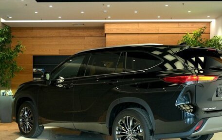 Toyota Highlander, 2026 год, 5 555 000 рублей, 6 фотография