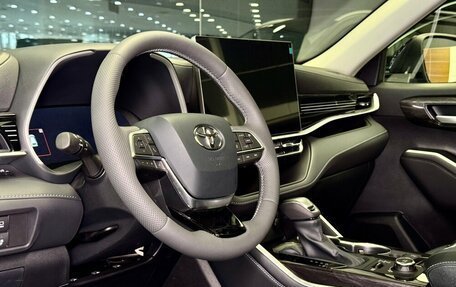 Toyota Highlander, 2026 год, 5 555 000 рублей, 21 фотография