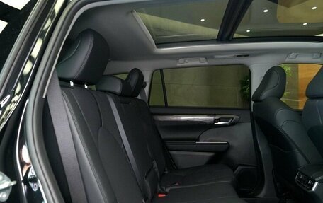 Toyota Highlander, 2026 год, 5 555 000 рублей, 16 фотография