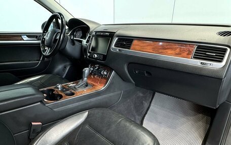 Volkswagen Touareg III, 2010 год, 1 750 000 рублей, 27 фотография