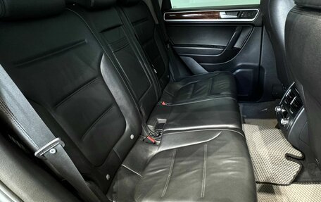 Volkswagen Touareg III, 2010 год, 1 750 000 рублей, 26 фотография