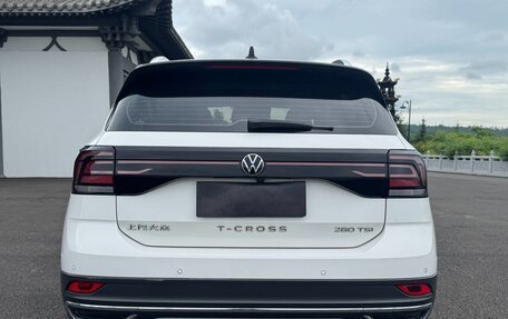Volkswagen T-Cross I, 2022 год, 1 588 039 рублей, 5 фотография