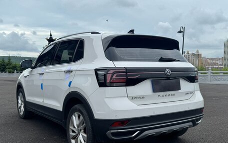 Volkswagen T-Cross I, 2022 год, 1 588 039 рублей, 6 фотография