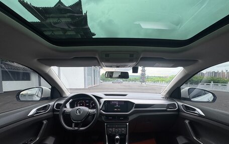 Volkswagen T-Cross I, 2022 год, 1 588 039 рублей, 11 фотография