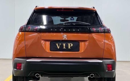 Peugeot 2008 II, 2022 год, 1 380 000 рублей, 5 фотография