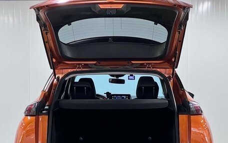 Peugeot 2008 II, 2022 год, 1 380 000 рублей, 8 фотография