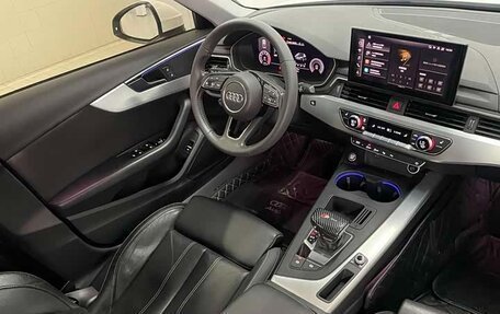 Audi A4, 2023 год, 2 350 000 рублей, 11 фотография
