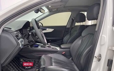Audi A4, 2023 год, 2 350 000 рублей, 15 фотография